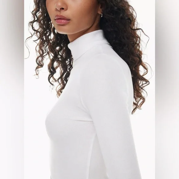 Sunday Best Freshman Turtleneck - Picture 4 of 11